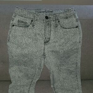 Universal Thread Denim Jeans Womens Size 0 Animal Print Pattern Patterned